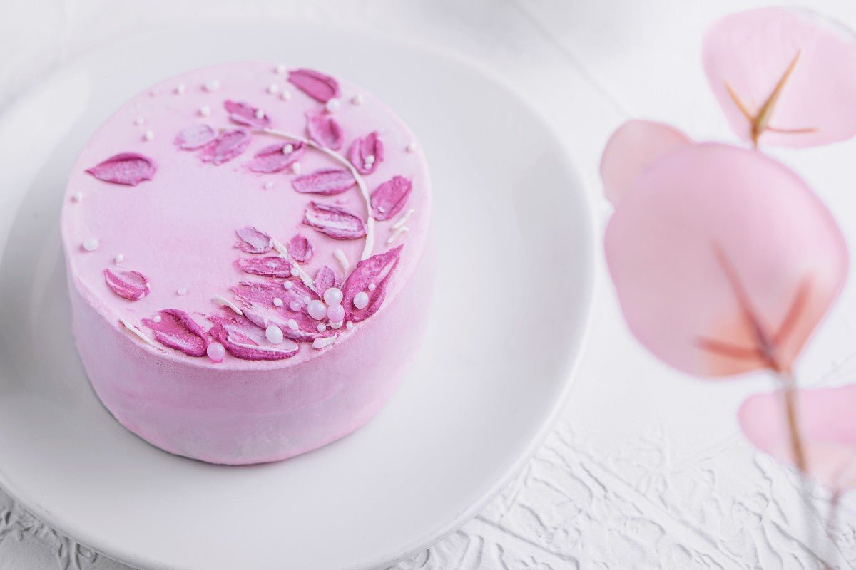 Customer Spotlight - Verlena Cakes - PackQueen