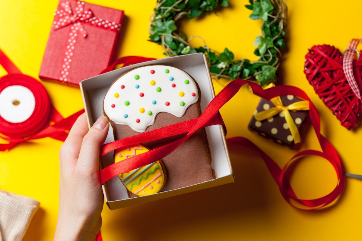 How to Package Gift Cookies for Your Bakery - PackQueen