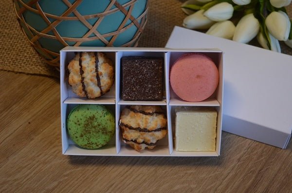 6 Macaroon & Choc Box - Paperboard (Base, Insert & Lid) - PackQueen