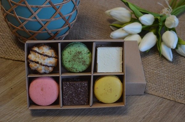 6 Macaroon & Choc Box - Paperboard (Base, Insert & Lid) - PackQueen