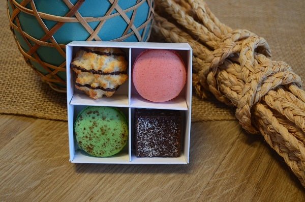 Square 4 Macaroon & Choc Box - Smooth White Paperboard (285gsm) (Base, Lid & Removable Insert) - PackQueen