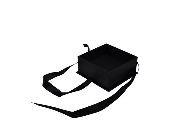 CUSTOM Rigid Black & White with Bow Square Jewellery Box (with removable black/white reversable velvet foam insert) - PackQueen