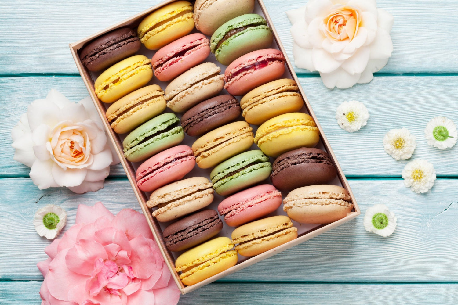 3 Reasons You'll Love Our New Laydown Macaroon & Chocolate boxes - PackQueen