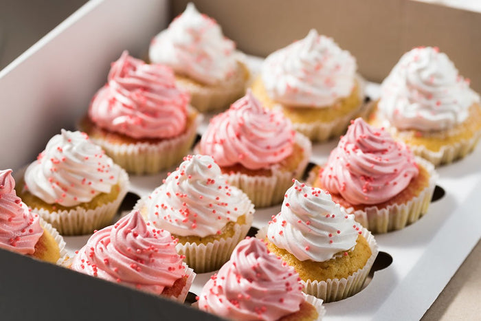 3 Unique Ways of Showcasing Awesomely Decorated Cupcakes - PackQueen