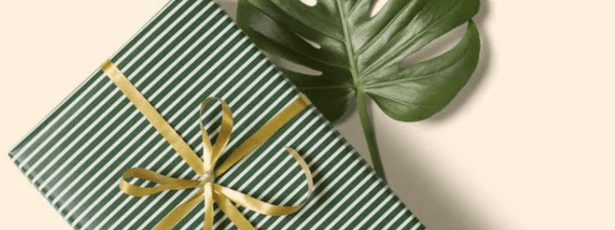 How to Gift Wrap: 101 - PackQueen