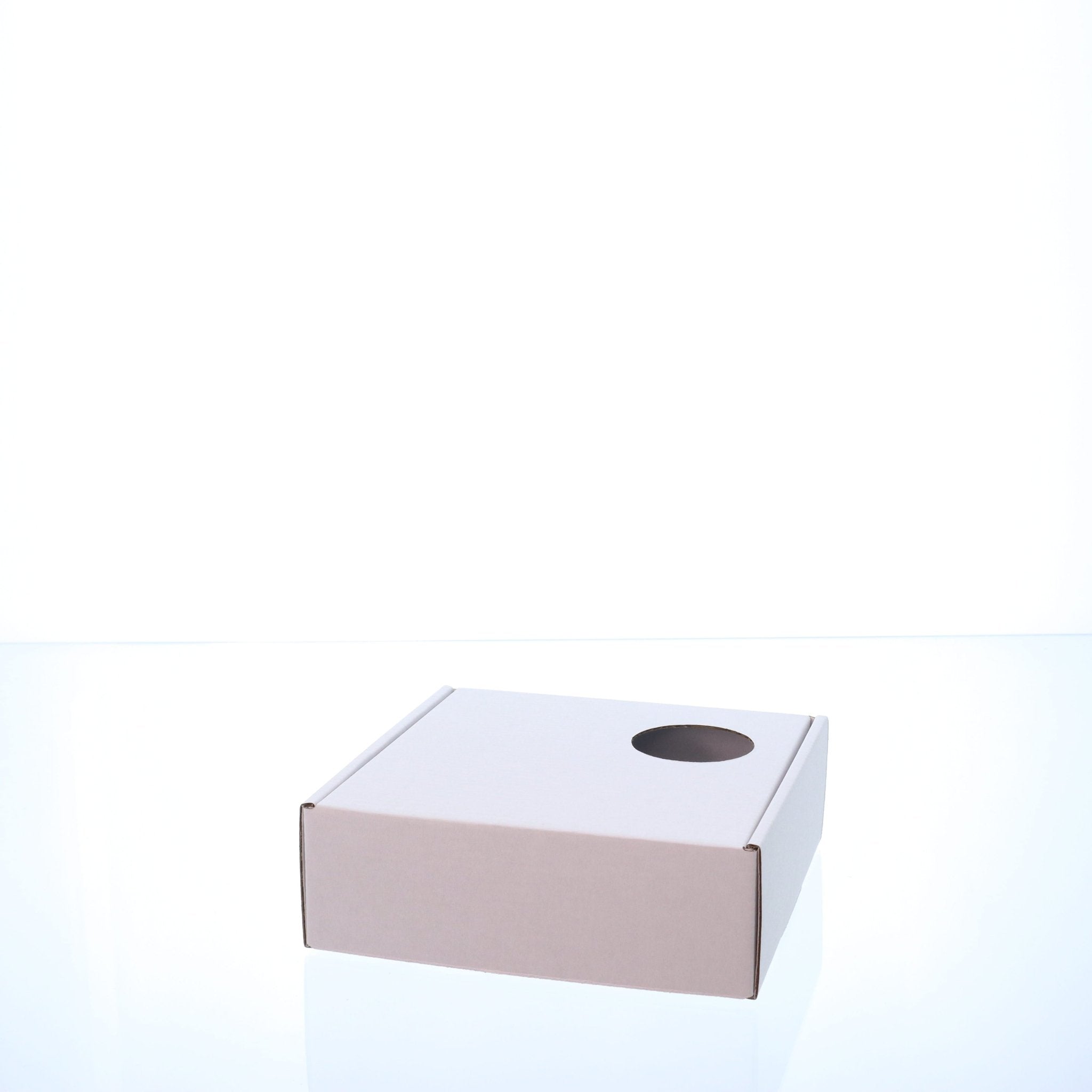 Mailing Box 28620 with 50mm Hole in Lid - PackQueen
