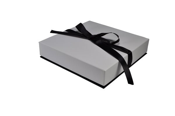 Rigid Necklace Jewellery Box - Black & White with Bow - PackQueen