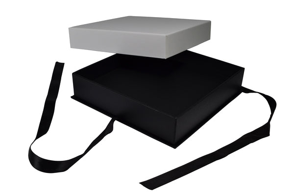 Rigid Necklace Jewellery Box - Black & White with Bow - PackQueen